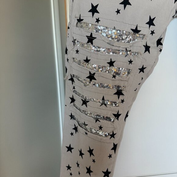 Italian made slouchy beige pant with black stars embellished with silver sequin - Picture 2 of 6